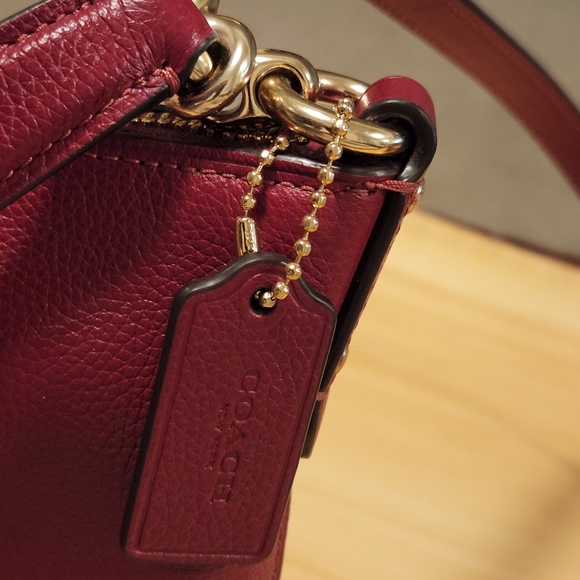 Authentic Red Coach bag - Picture 6 of 7